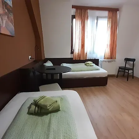 Gaestehaus Zu Herrenwiesen