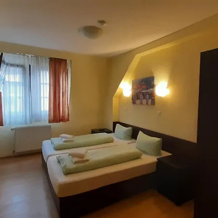 Gaestehaus Zu Herrenwiesen Apartament *