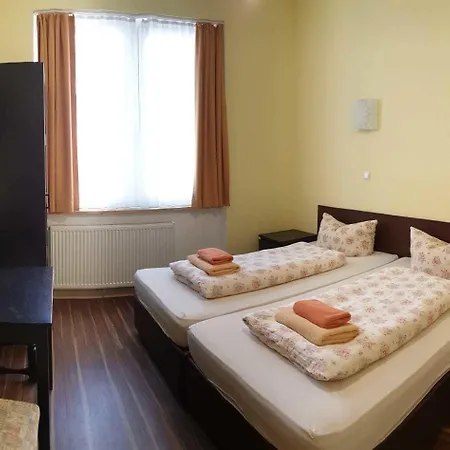 Gaestehaus Zu Herrenwiesen Apartament Heidelberg